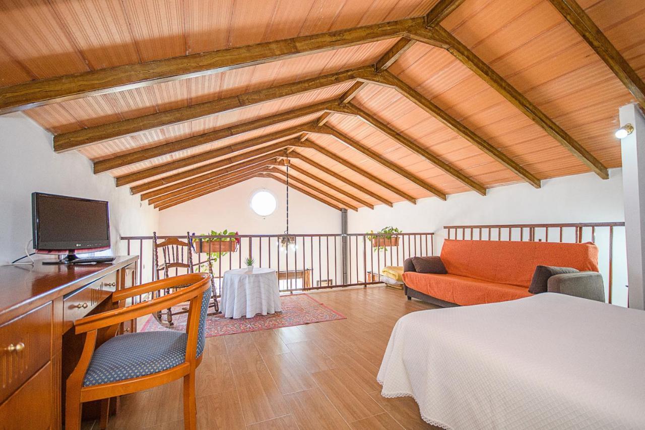 Cubo'S Casa El Pantanillo Villa Ardales Luaran gambar